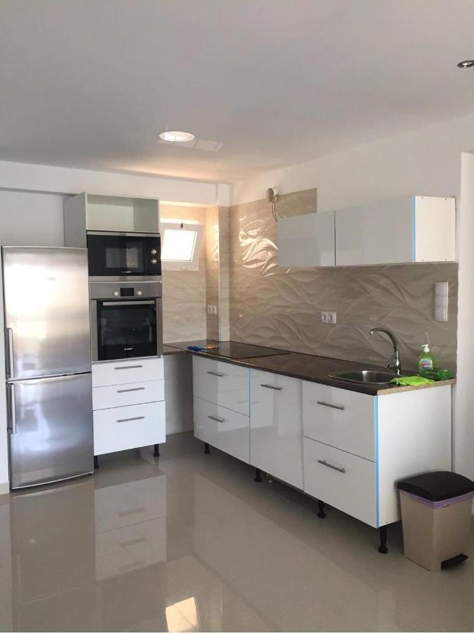Levante Beachfront Luxury Apartment Μπένιντορμ Εξωτερικό φωτογραφία