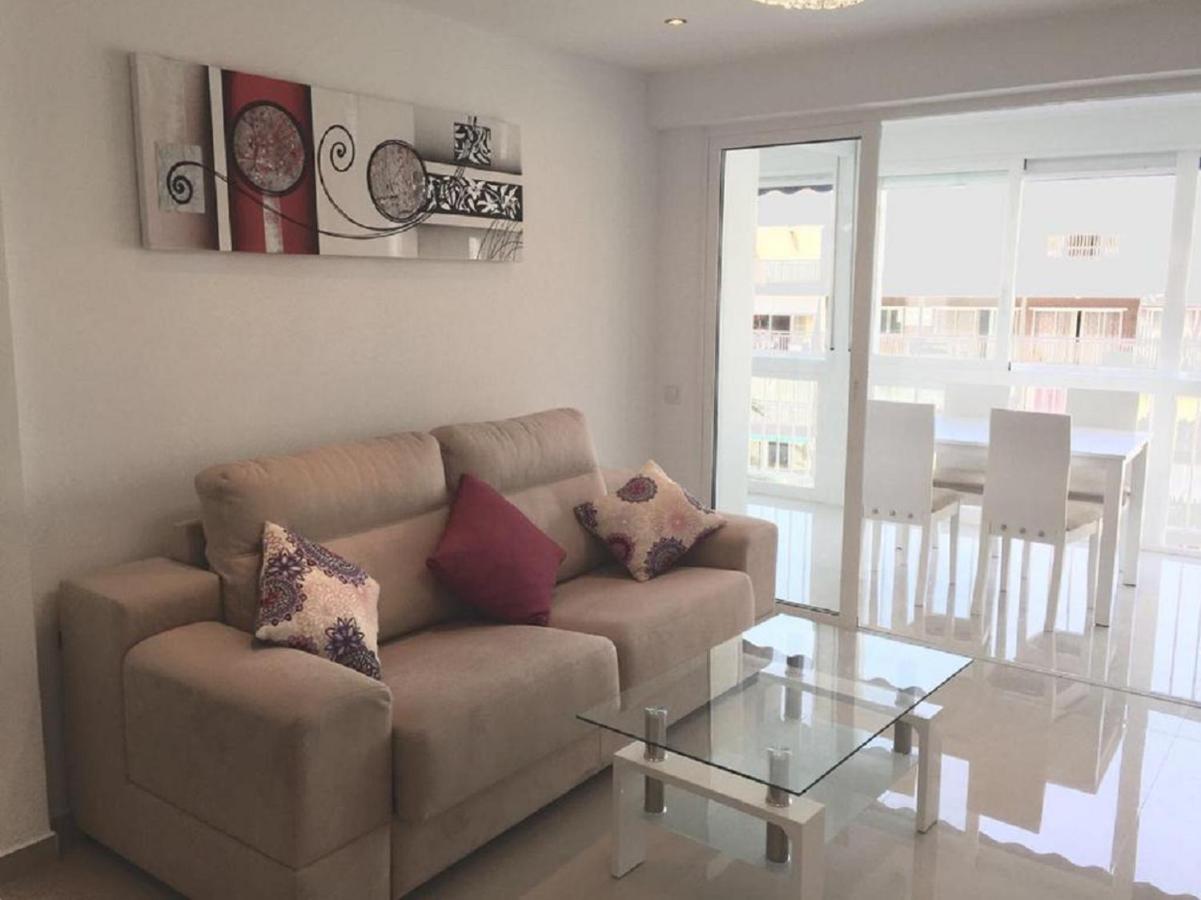 Levante Beachfront Luxury Apartment Μπένιντορμ Εξωτερικό φωτογραφία