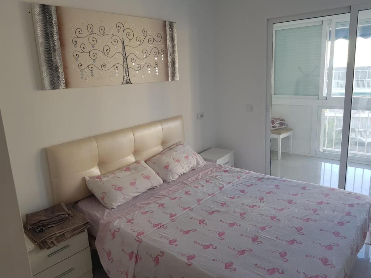 Levante Beachfront Luxury Apartment Μπένιντορμ Εξωτερικό φωτογραφία