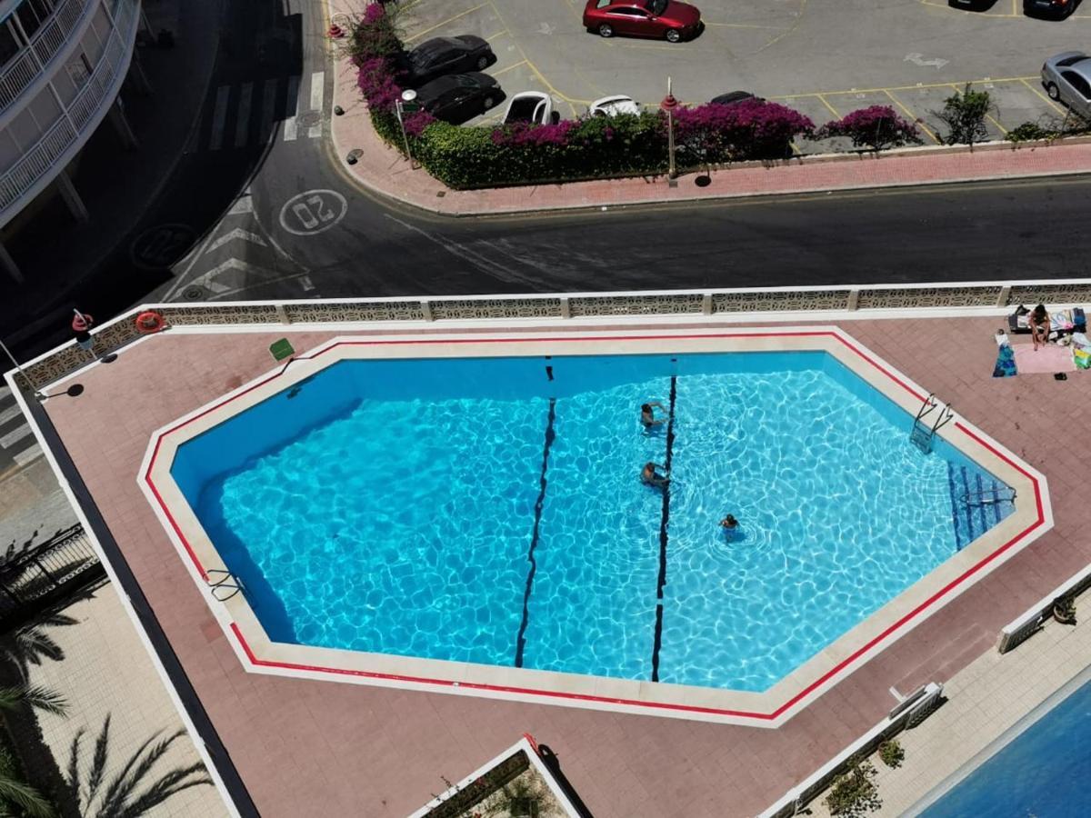Levante Beachfront Luxury Apartment Μπένιντορμ Εξωτερικό φωτογραφία