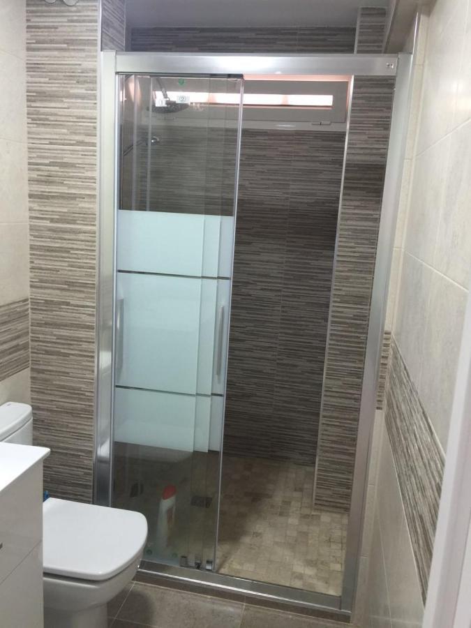 Levante Beachfront Luxury Apartment Μπένιντορμ Εξωτερικό φωτογραφία