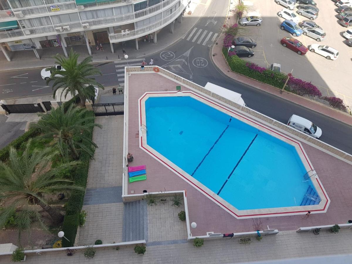 Levante Beachfront Luxury Apartment Μπένιντορμ Εξωτερικό φωτογραφία