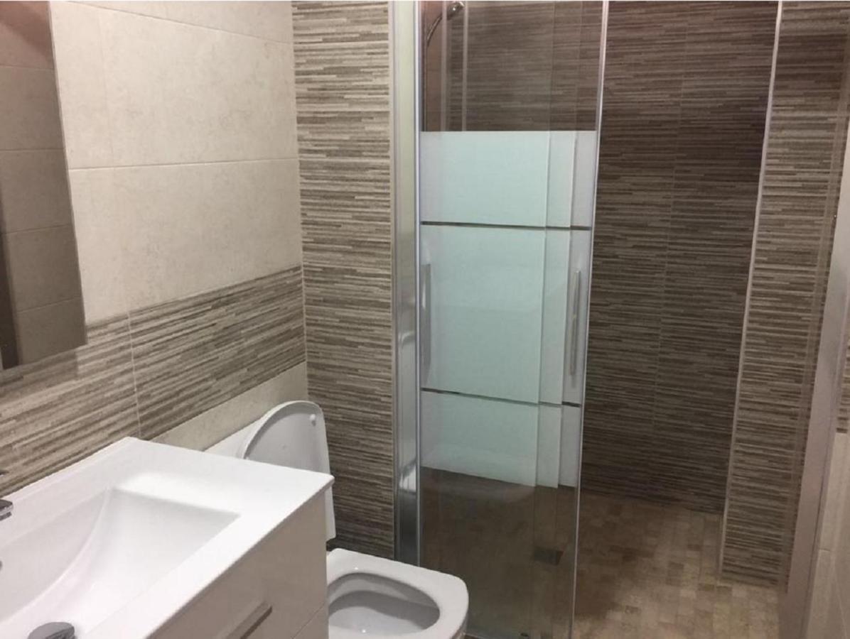 Levante Beachfront Luxury Apartment Μπένιντορμ Εξωτερικό φωτογραφία