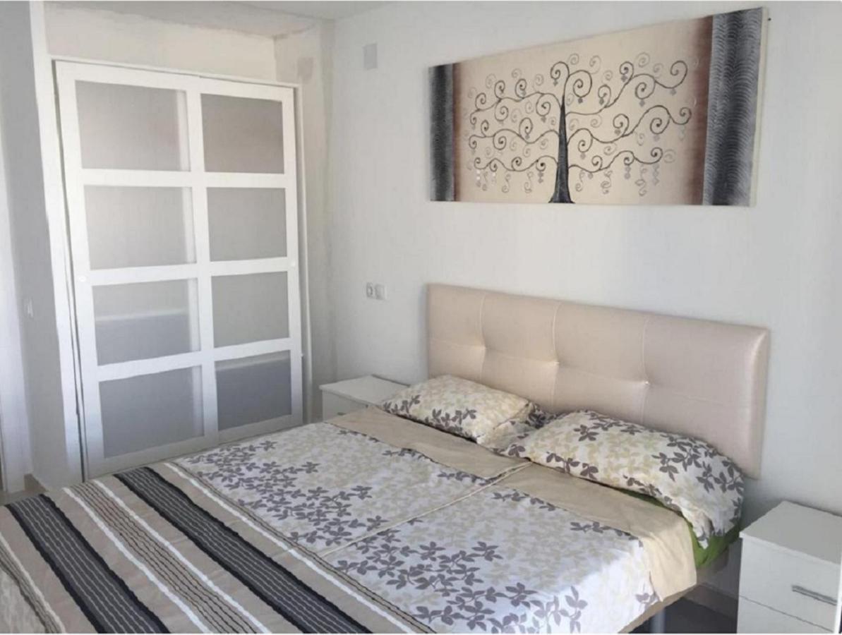 Levante Beachfront Luxury Apartment Μπένιντορμ Εξωτερικό φωτογραφία